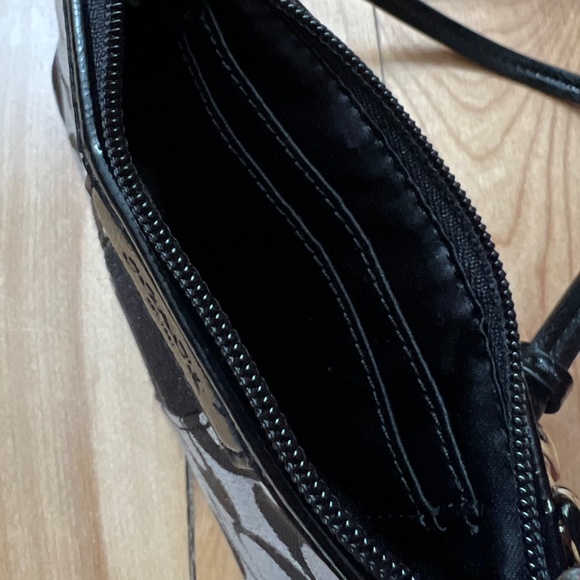 Coach Signature Stripe wristlet - Picture 3 of 3